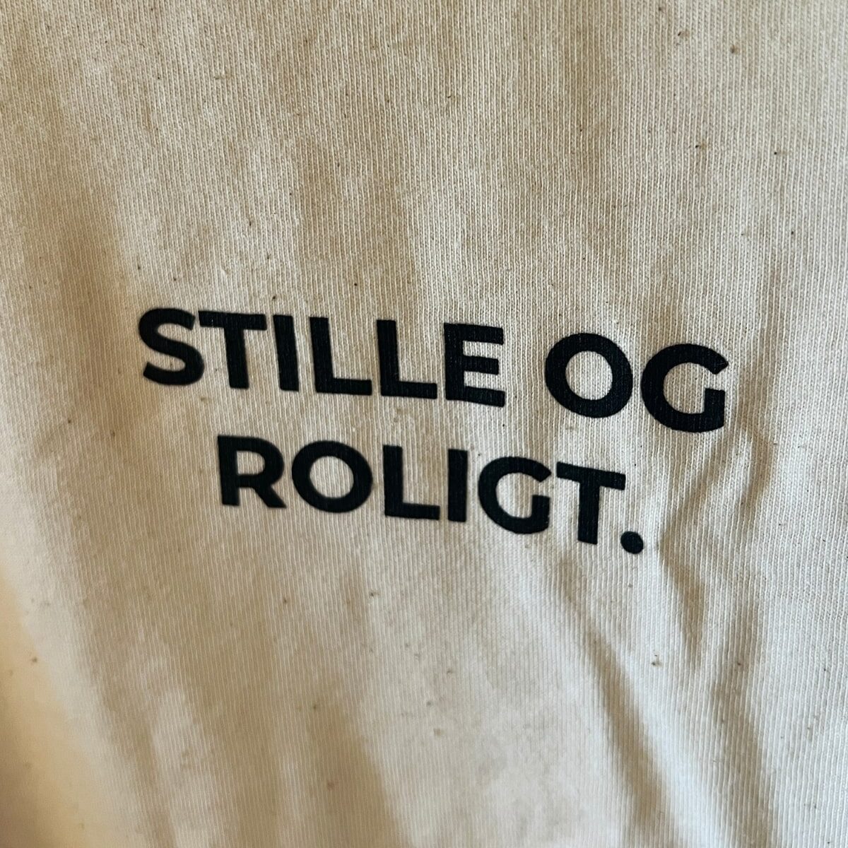 Alternative view of Stille og roligt. – T-shirt i økologisk bomuld (Unisex)