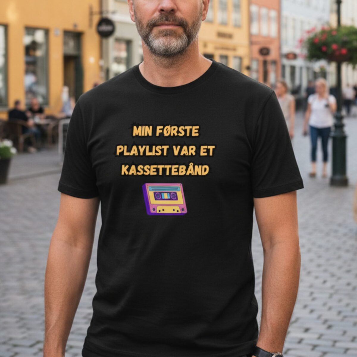 Alternative view of Min første playlist var et kassettebånd – Classic T-shirt med kassette-print