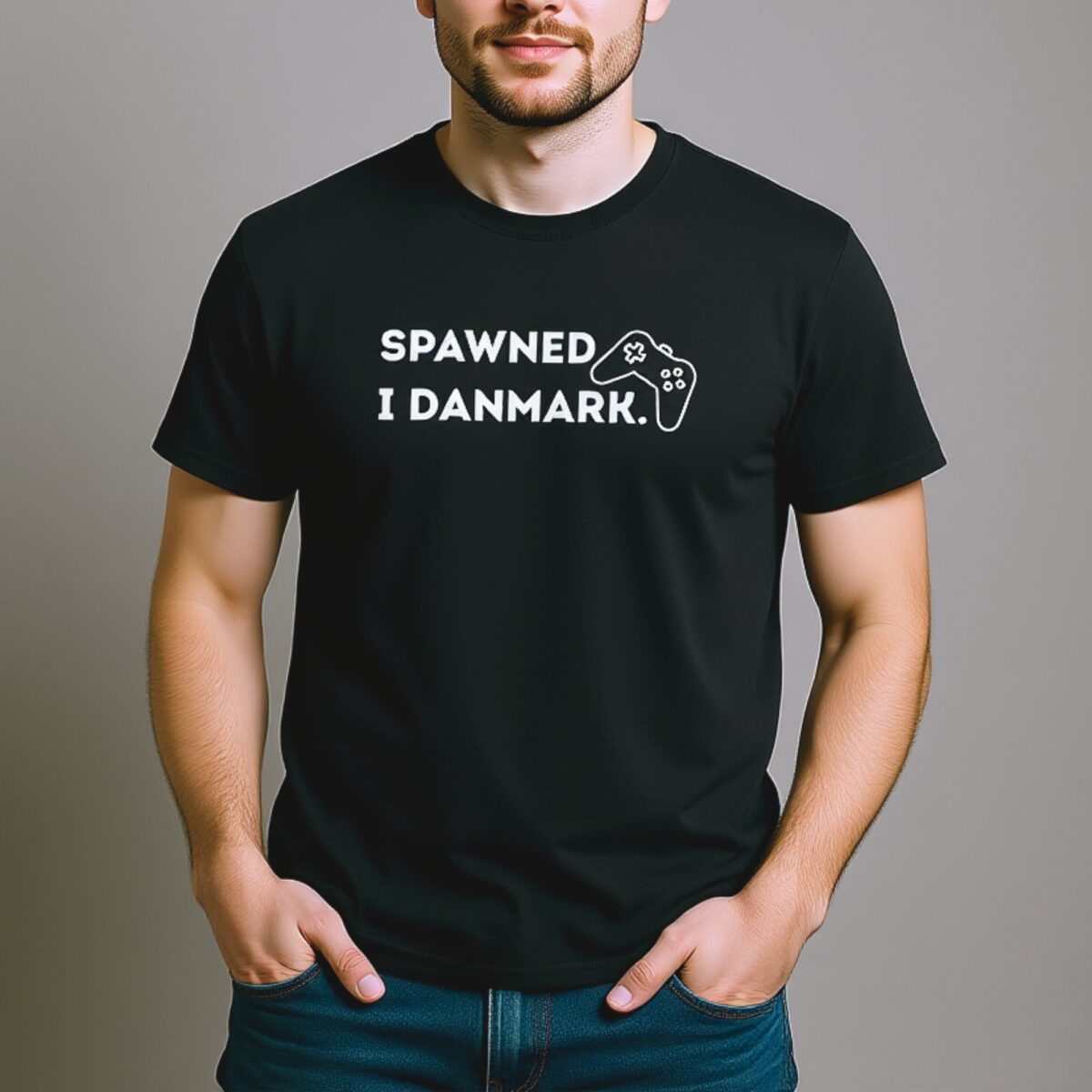 Alternative view of Spawned i Danmark – Unisex gaming T-shirt med controller