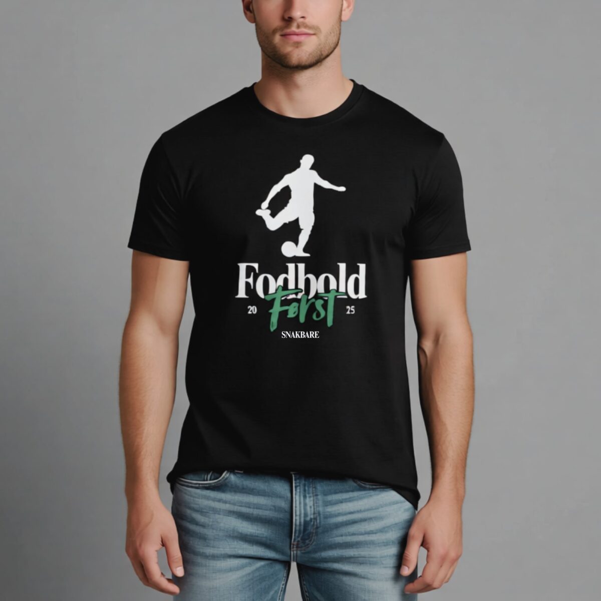 Alternative view of Fodbold Først – Unisex T-shirt til ægte fodboldfans