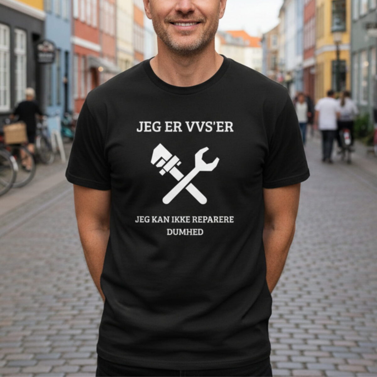 Alternative view of Jeg er VVS'er – Jeg kan ikke reparere dumhed – Sjov unisex T-shirt